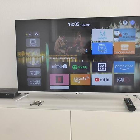 Estudio Nefeli Primera Linea Playa Amazing Views 베날마데나코스타 외부 사진