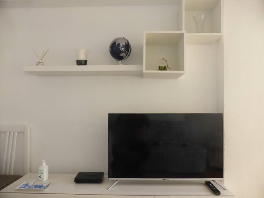 Estudio Nefeli Primera Linea Playa Amazing Views 베날마데나코스타 외부 사진