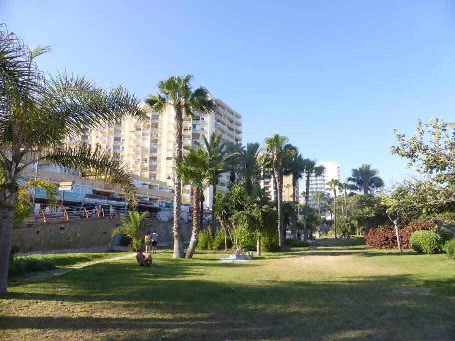Estudio Nefeli Primera Linea Playa Amazing Views 베날마데나코스타 외부 사진
